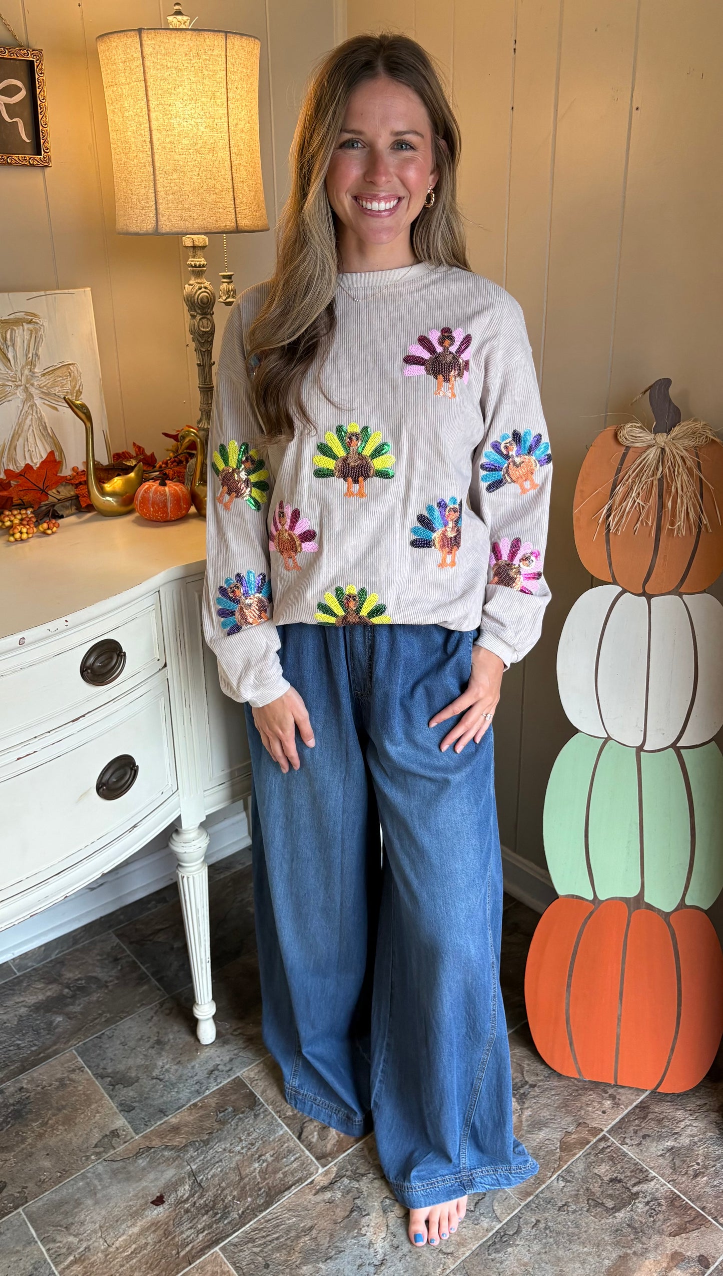 Queen Gobbler Ribbed Pullover