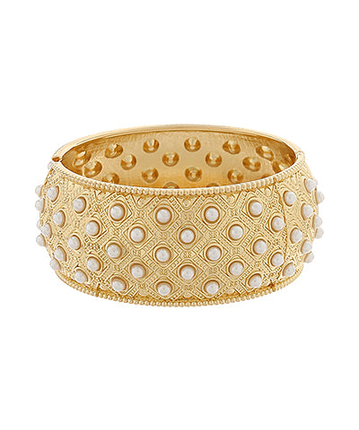 Audrey Wide Pearl Bangle